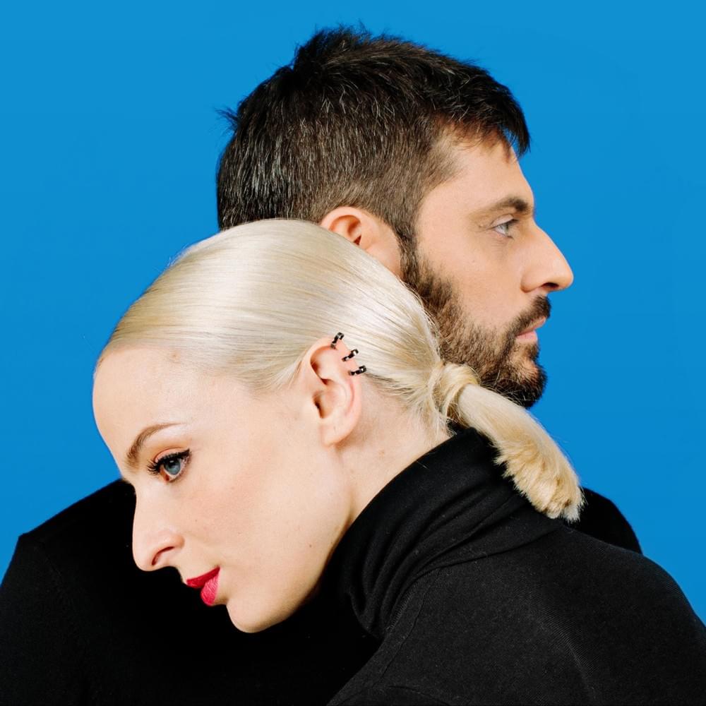 Madame Monsieur Feat. Soprano - On Ma Dit 